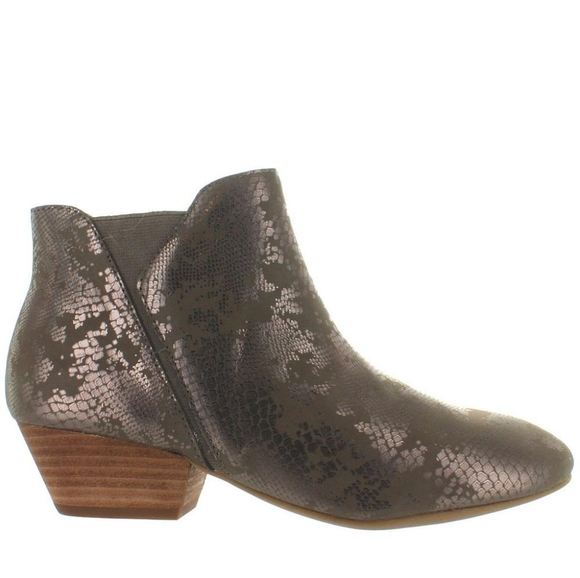 Adam Tucker Me Too Ilisa Snake Embossed Pull On Bootie - Picture 1 of 9